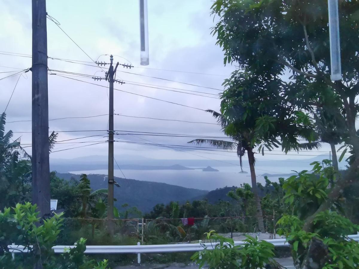 Country Bug Inn Tagaytay City Kültér fotó