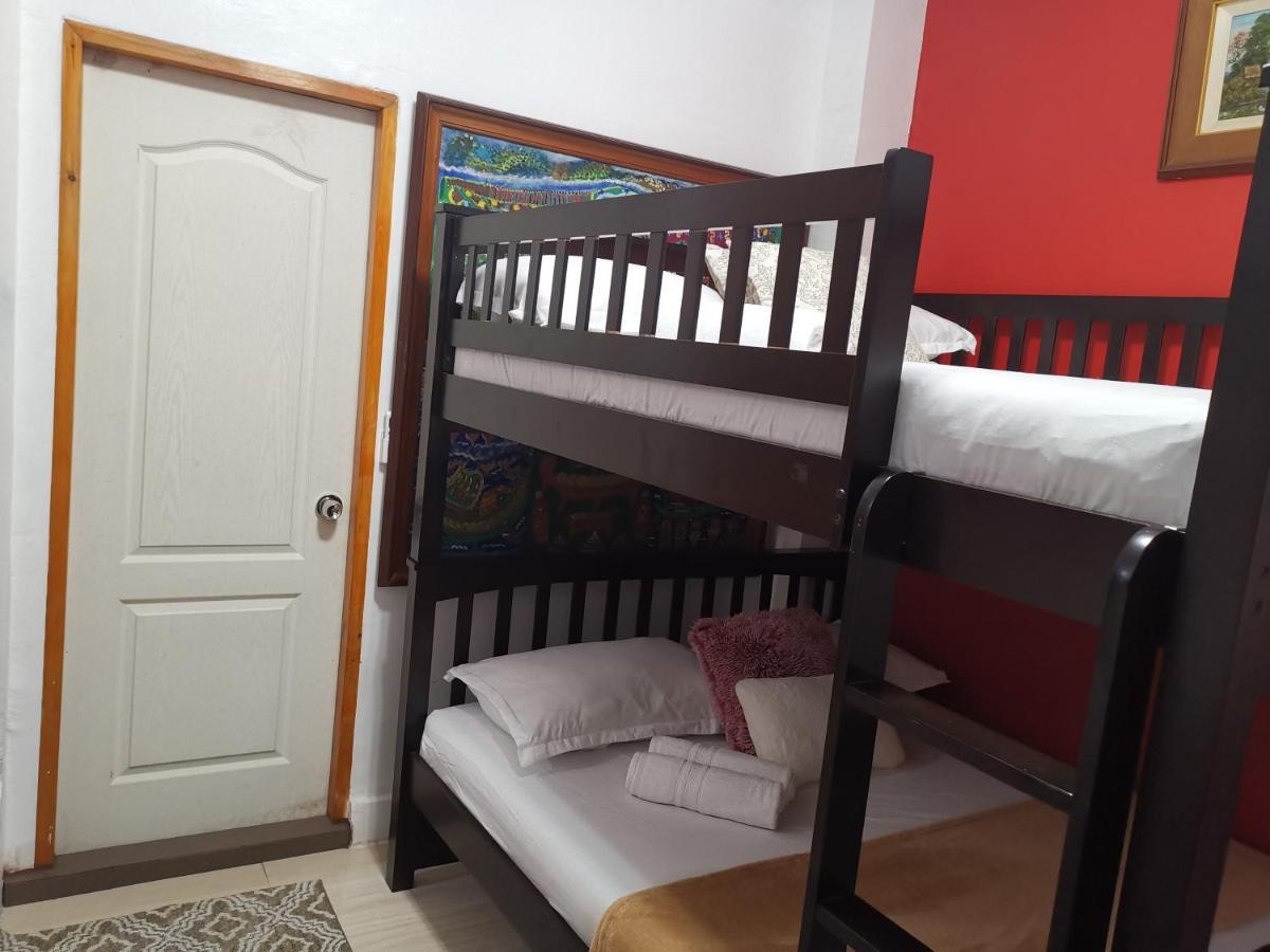 Country Bug Inn Tagaytay City Kültér fotó