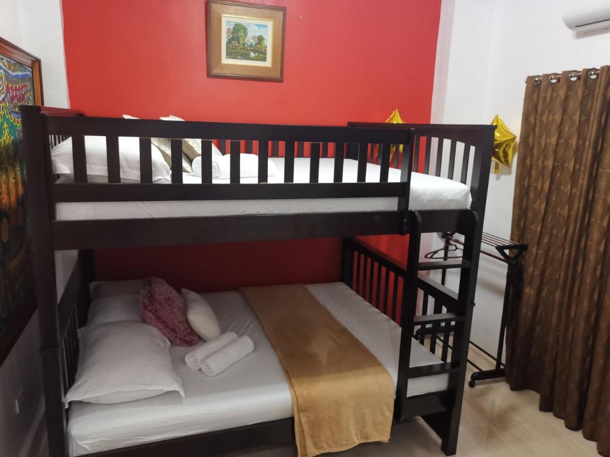 Country Bug Inn Tagaytay City Kültér fotó
