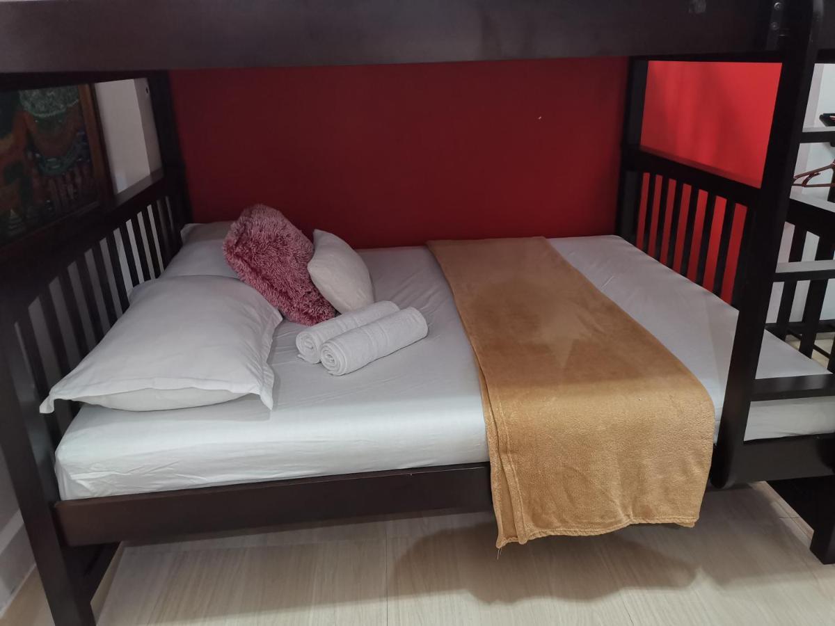 Country Bug Inn Tagaytay City Kültér fotó