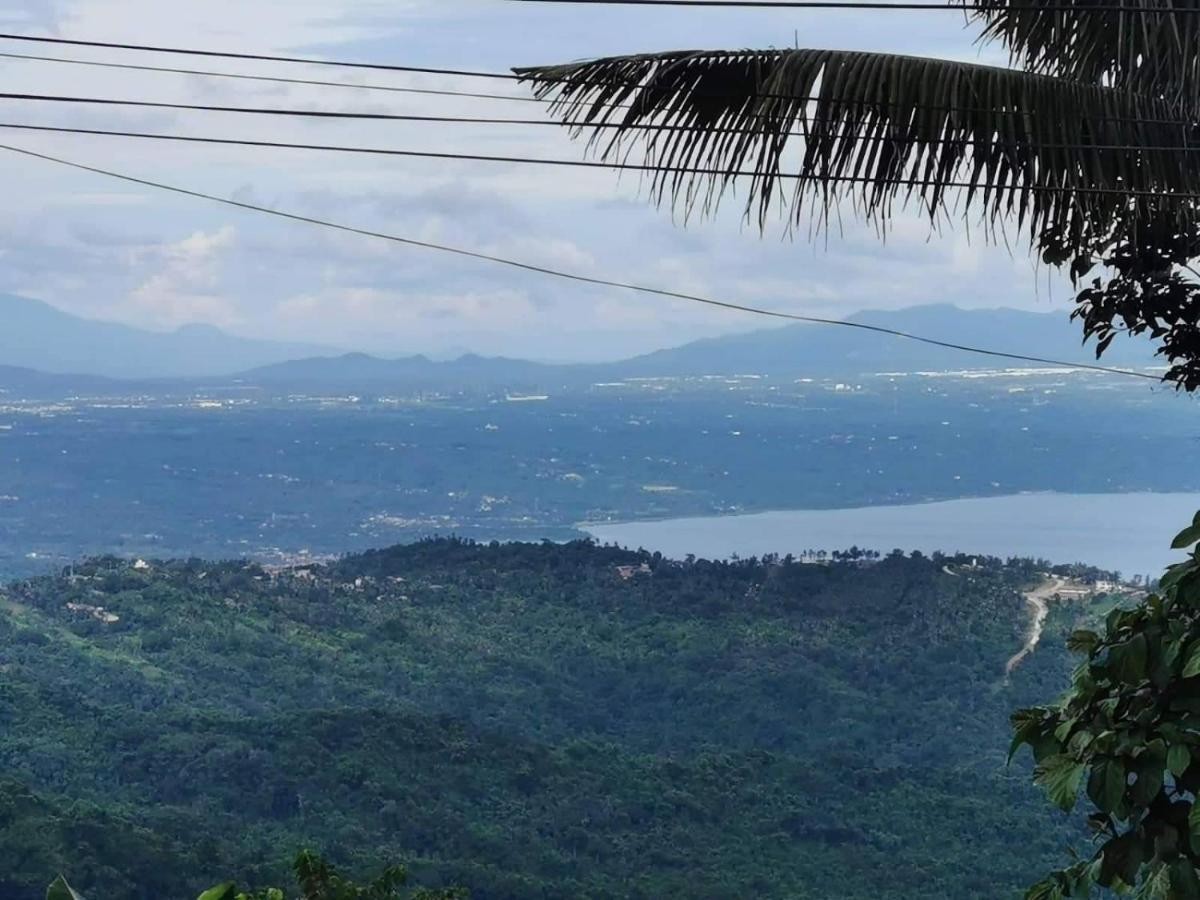 Country Bug Inn Tagaytay City Kültér fotó